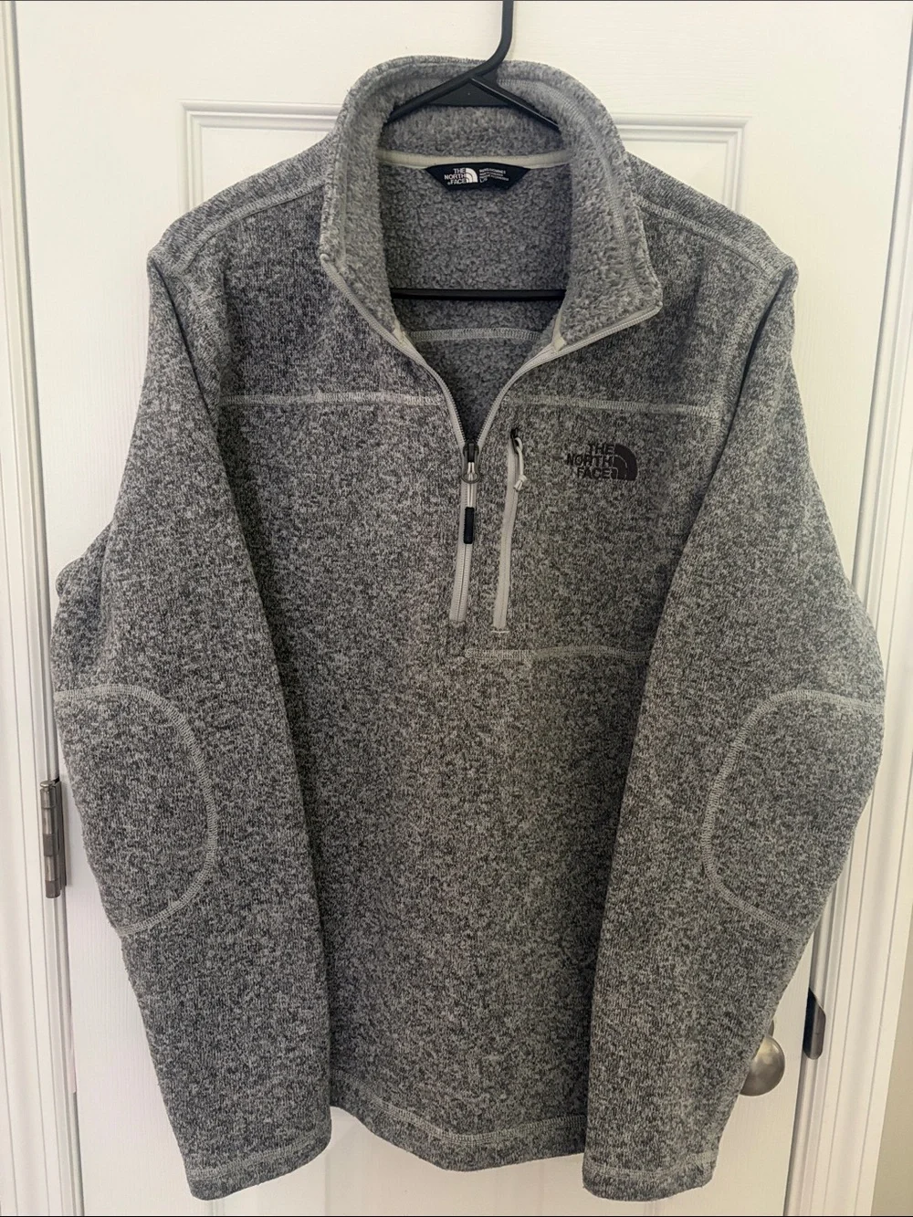 The North Face Men's Gray Zip-Up Fleece Pullover